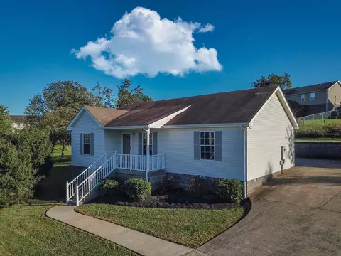 105 Phillip Dr, Springfield, TN 37172 photo 1