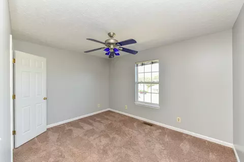 105 Phillip Dr, Springfield, TN 37172 photo 21