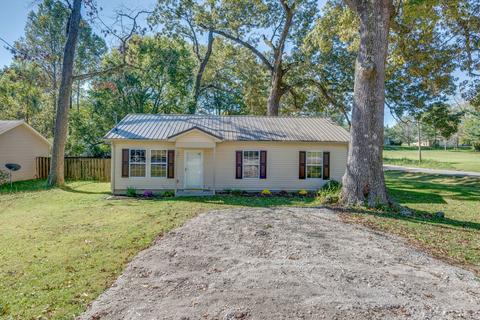 605 W 3rd St, Dickson, TN 37055 photo 2