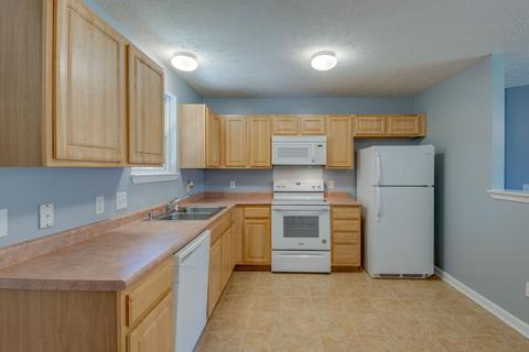 605 W 3rd St, Dickson, TN 37055 photo 11