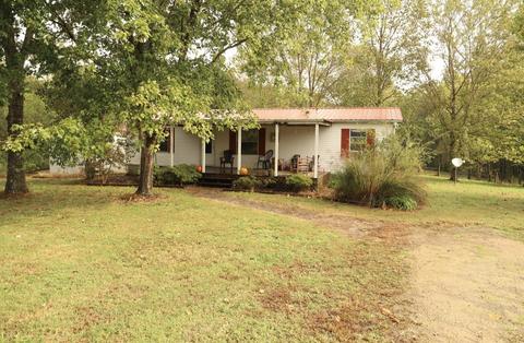 913 Maddox Rd, Centerville, TN 37033 photo 1