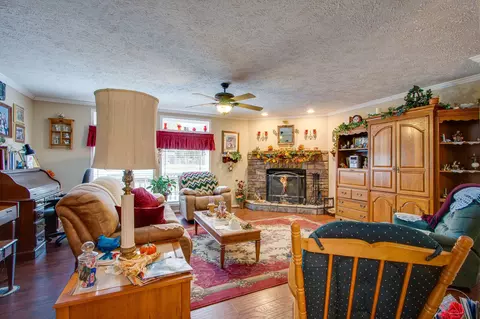 1122 John Sharp Rd, Columbia, TN 38401 photo 4