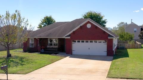 2003 Sparrow St, Spring Hill, TN 37174 photo 1