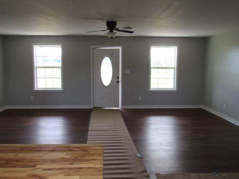 620 Hurt Loop, Mcewen, TN 37101 photo 9