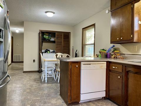 727 Brenda Ave, Loretto, TN 38469 photo 7