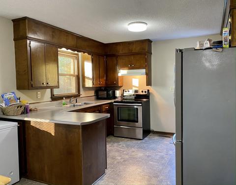 727 Brenda Ave, Loretto, TN 38469 photo 6
