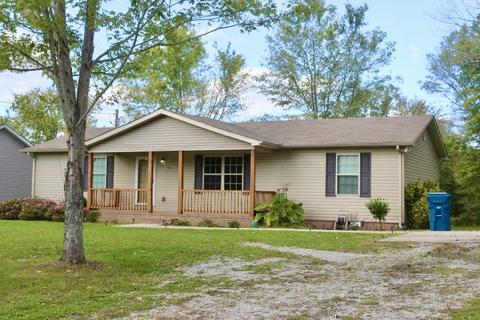 151 Chestnut St, Baxter, TN 38544 photo 2