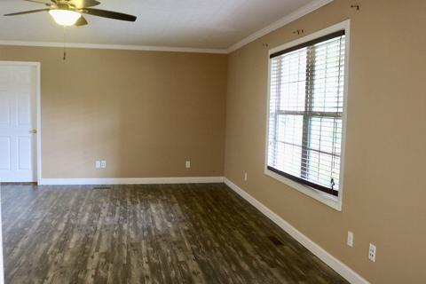 151 Chestnut St, Baxter, TN 38544 photo 4