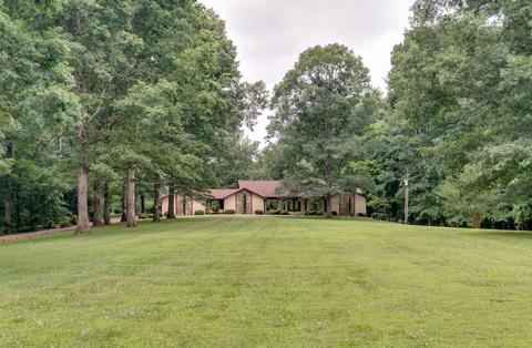 4210 Cedar St, Centerville, TN 37033 photo 2