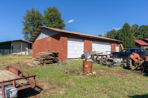 580 Eno Rd, Dickson, TN 37055 photo 9