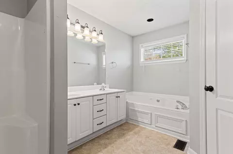 2711 Comer Dr, Murfreesboro, TN 37128 photo 18