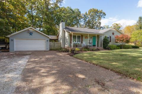 2100 Wolfe Rd, White Bluff, TN 37187 photo 3