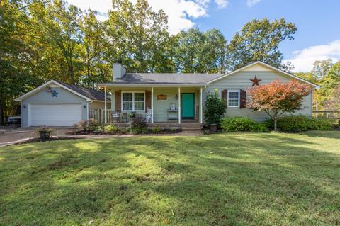 2100 Wolfe Rd, White Bluff, TN 37187 photo 1