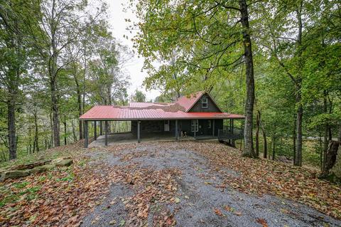 1220 Old Antioch Rd, Gainesboro, TN 38562