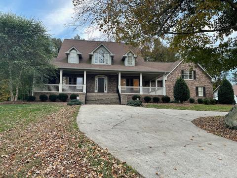6108 Williams Cir, Cunningham, TN 37052 photo 1