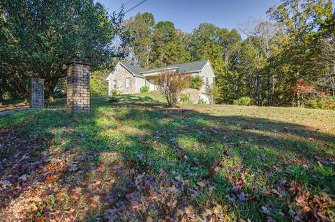 2415 Crestview Dr, Centerville, TN 37033 photo 4