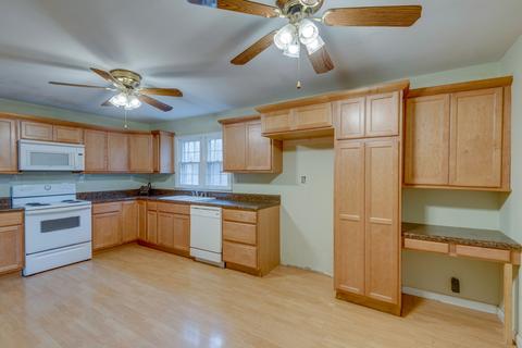 240 Piney Rd E, Dickson, TN 37055 photo 9