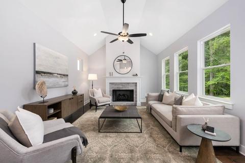 1004 Stonebrook Dr, Dickson, TN 37055 photo 8