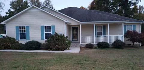 201 Lakeview Dr, Decherd, TN 37324 photo 1