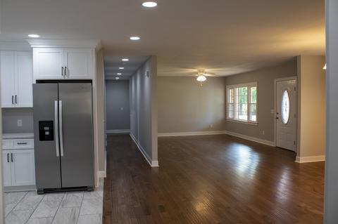 200 S Sequoia Dr, Springfield, TN 37172 photo 11