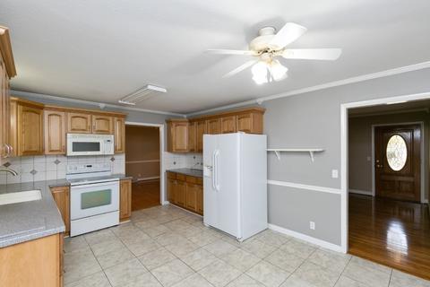 116 Shadybrook Cir, Dickson, TN 37055 photo 12