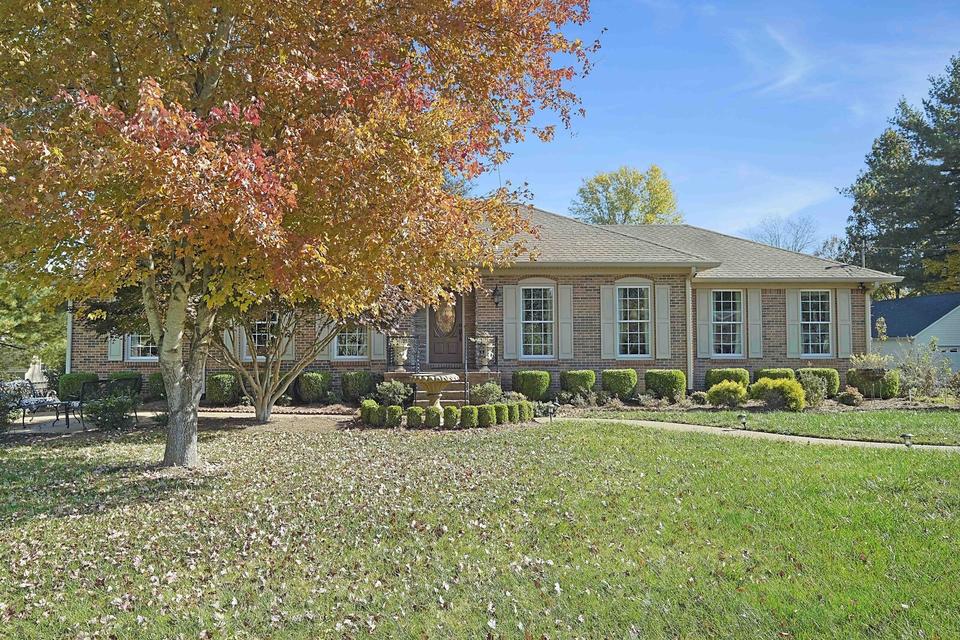 203 Cowan St, Columbia, TN 38401 43 Photos MLS 2307678 Movoto