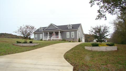 370 Red Hill Rd, Normandy, TN 37360 photo 2