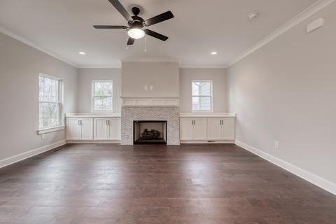1006 Stonebrook Dr, Dickson, TN 37055 photo 9
