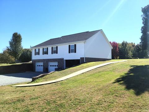 8 Allison Dr, Loretto, TN 38469 photo 3