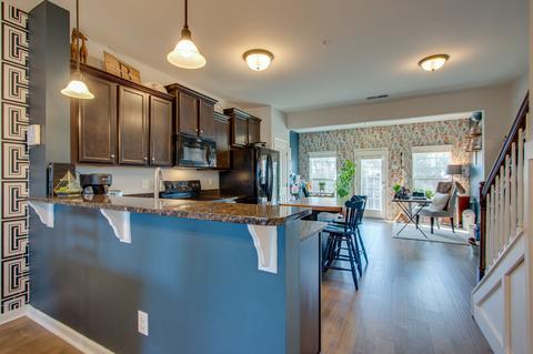 2033 Hemlock Dr, Spring Hill, TN 37174 photo 9