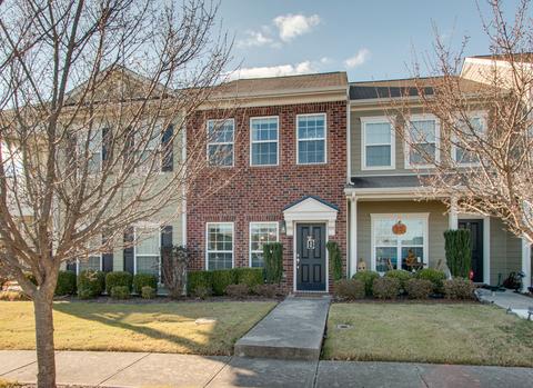 2033 Hemlock Dr, Spring Hill, TN 37174 photo 2