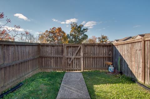2033 Hemlock Dr, Spring Hill, TN 37174 photo 21
