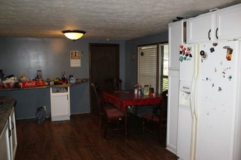1017 17th Ave E, Springfield, TN 37172 photo 4
