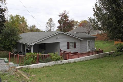 1017 17th Ave E, Springfield, TN 37172 photo 1