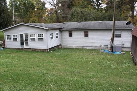 1017 17th Ave E, Springfield, TN 37172 photo 2