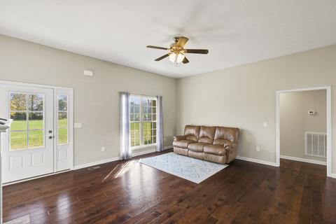 3956 Baggett Rd, Springfield, TN 37172 photo 8