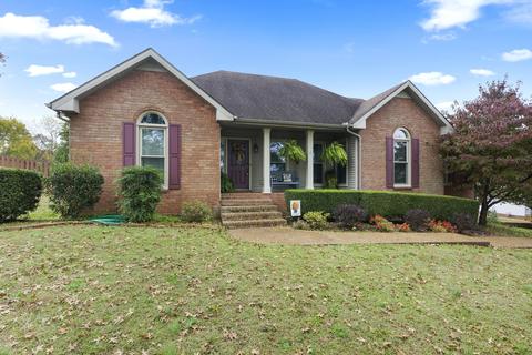 708 Crestview Dr, Springfield, TN 37172 photo 2