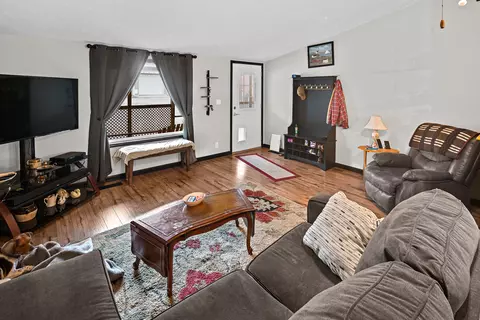 565 Rocky Dr, Dickson, TN 37055 photo 8