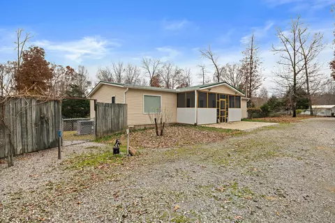 565 Rocky Dr, Dickson, TN 37055 photo 3