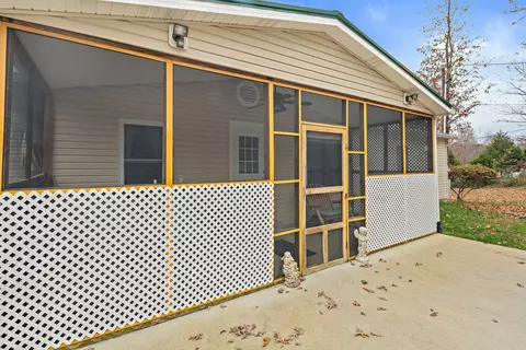 565 Rocky Dr, Dickson, TN 37055 photo 6