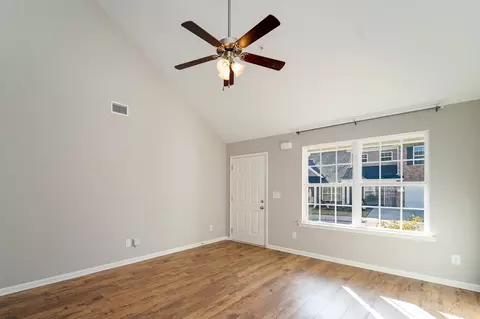 1017 Muna Ct, Spring Hill, TN 37174 photo 5