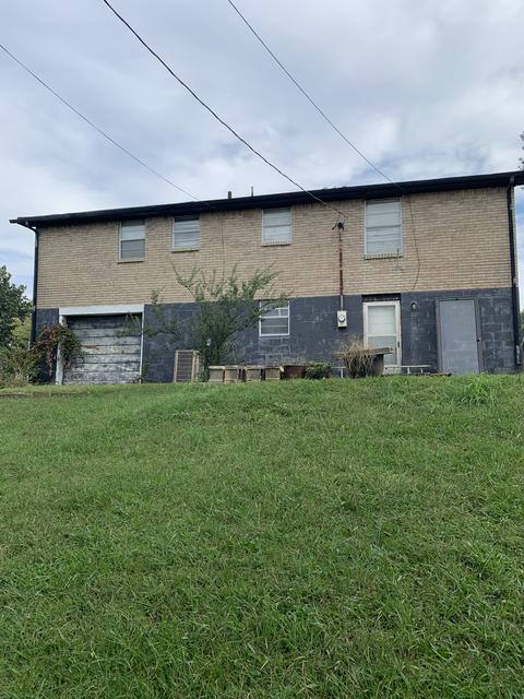 805 Goldcrest Dr, Springfield, TN 37172 photo 2