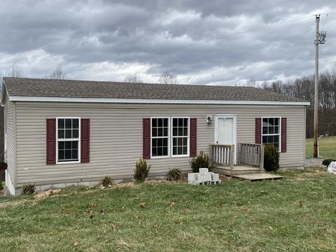 239 Dotson Rd, Lafayette, TN 37083 photo 2