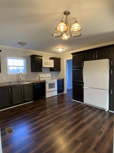 239 Dotson Rd, Lafayette, TN 37083 photo 4