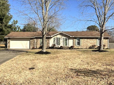 104 Lee Dr, Springfield, TN 37172 photo 1