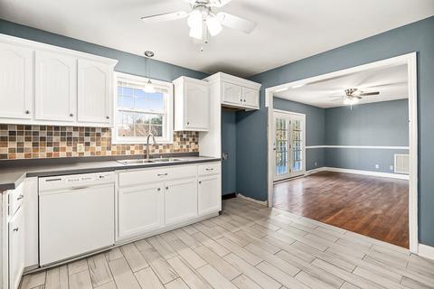 299 Lakeview Rd, Walling, TN 38587 photo 8