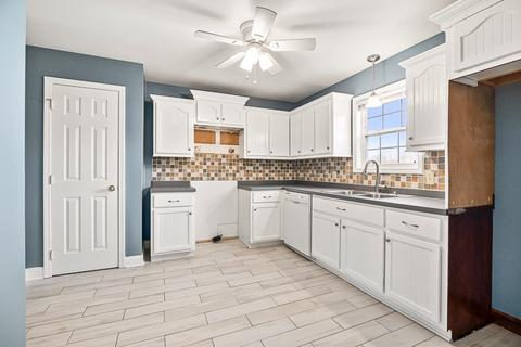 299 Lakeview Rd, Walling, TN 38587 photo 9