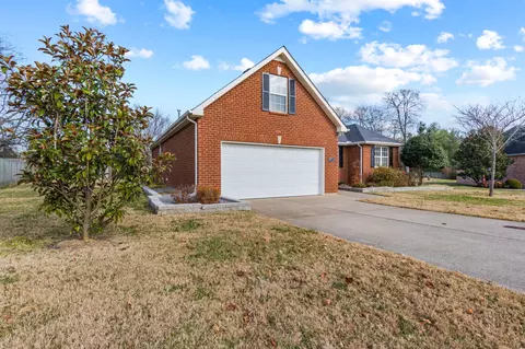 2719 Comer Dr, Murfreesboro, TN 37128 photo 3
