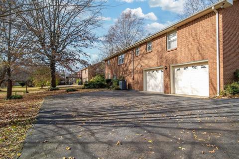 2405 Hickory Dr, Springfield, TN 37172 photo 5