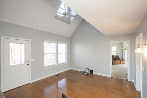 211 Independence St, Springfield, TN 37172 photo 2
